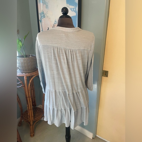 Easel tiered bohemian yoked tunic top. Light blue - Picture 2 of 6